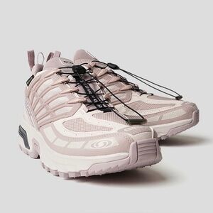 NWT Salomon Women's ACS PRO GTX Cloud Gray, Lilac Ash Sneakers